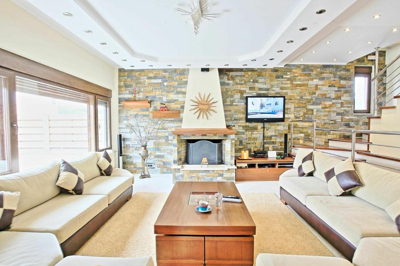 Acharavi Beach Villa By Posarellivillas Eksteriør billede