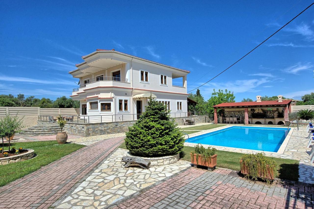 Acharavi Beach Villa By Posarellivillas Eksteriør billede