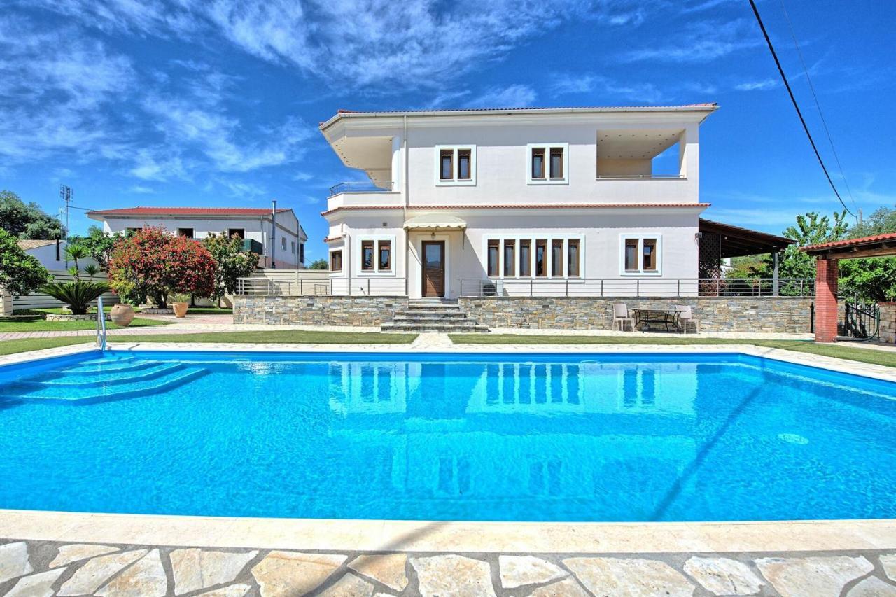 Acharavi Beach Villa By Posarellivillas Eksteriør billede