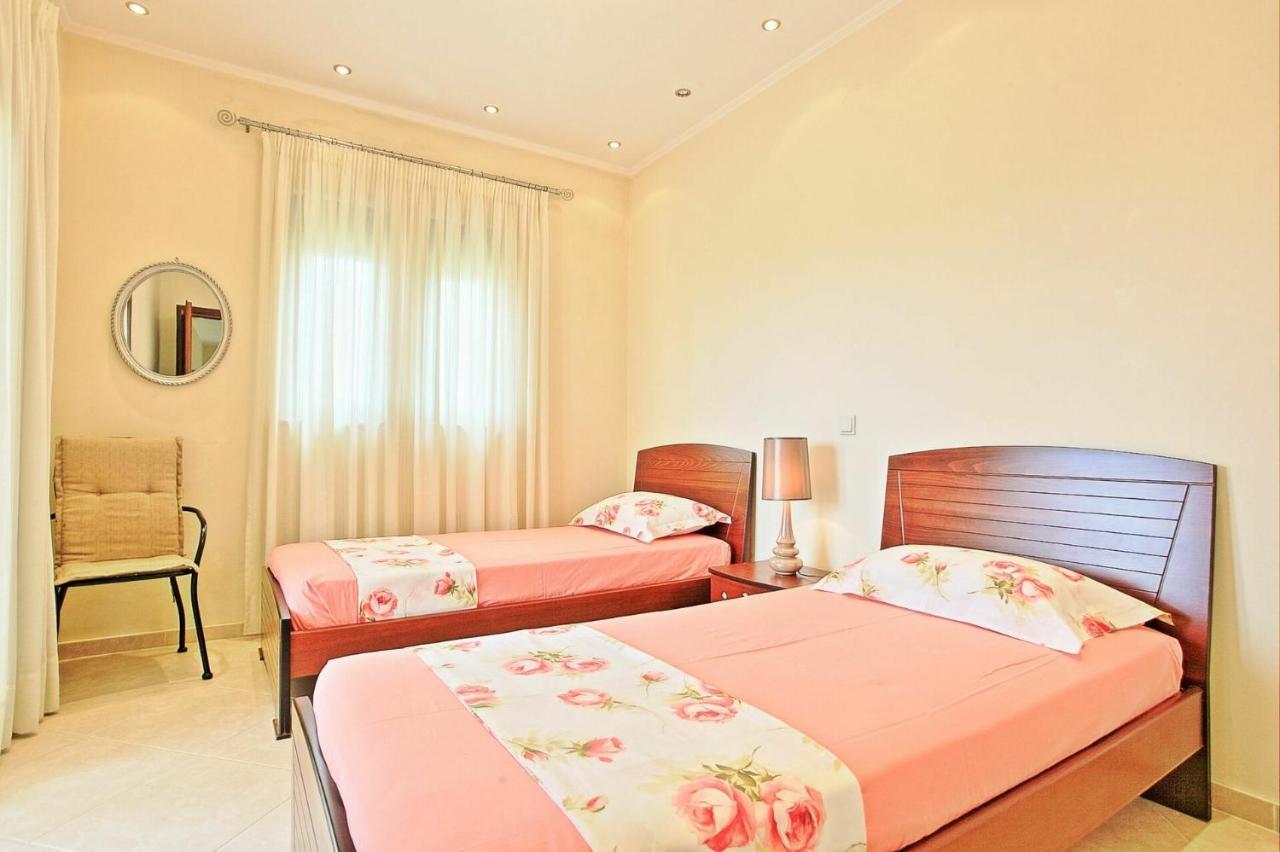 Acharavi Beach Villa By Posarellivillas Eksteriør billede